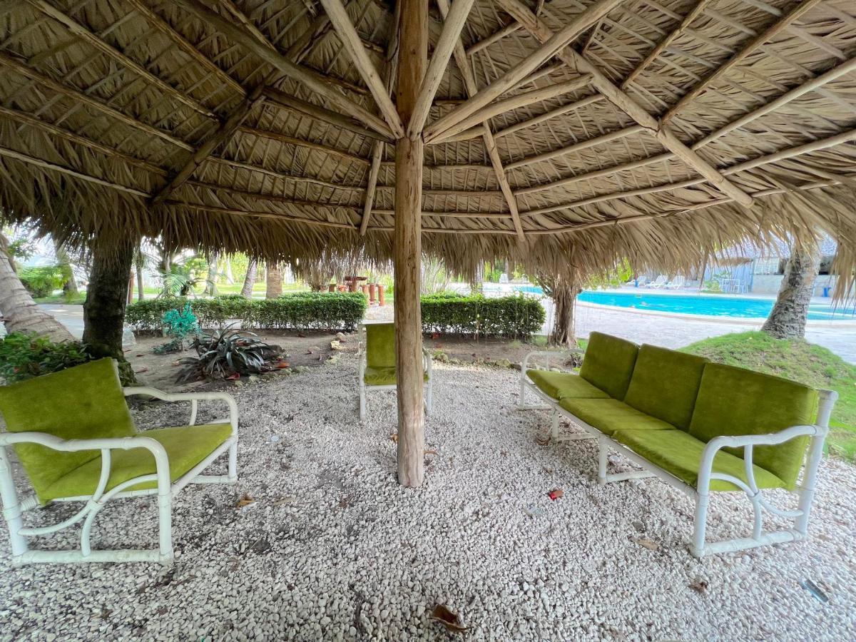 Vacation Suites With Rooftop Pool, Beach Club, Spa, Restaurants - Ducassi Collection - Playa Los Corales Пунта-Кана Экстерьер фото